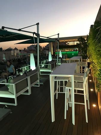 Lugar Garden roof bar hotel Altis Grand hotel , Lisbon