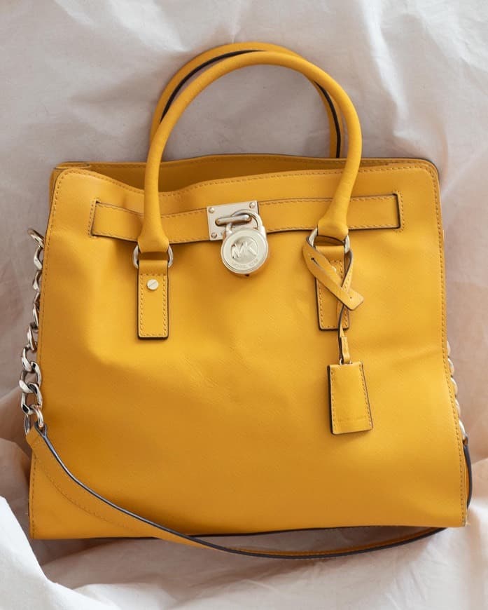 Product Michael Kors Hamilton em amarelo