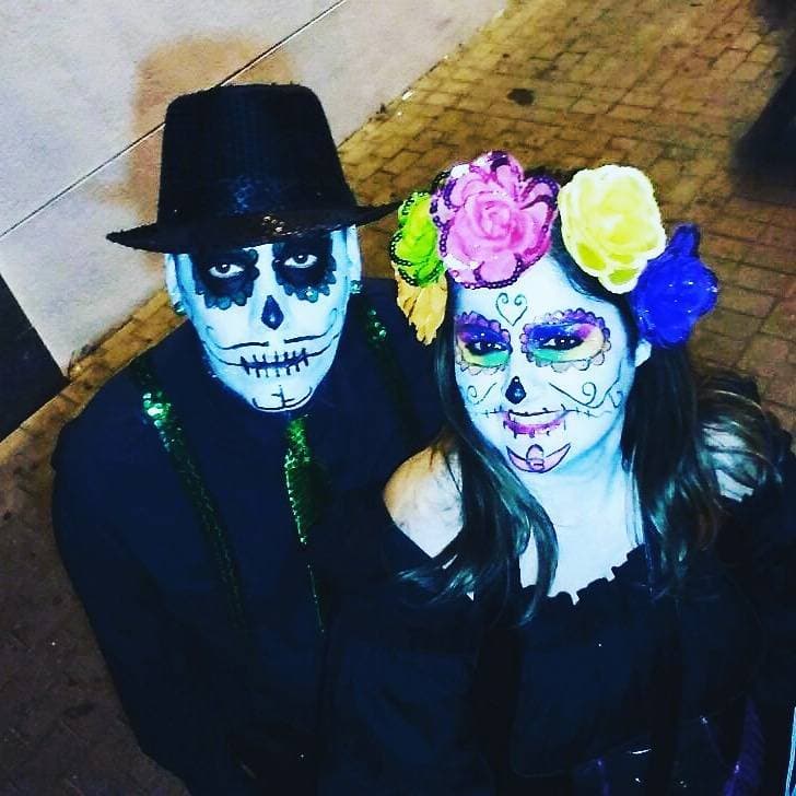 Fashion Pareja de calaveras mexicana