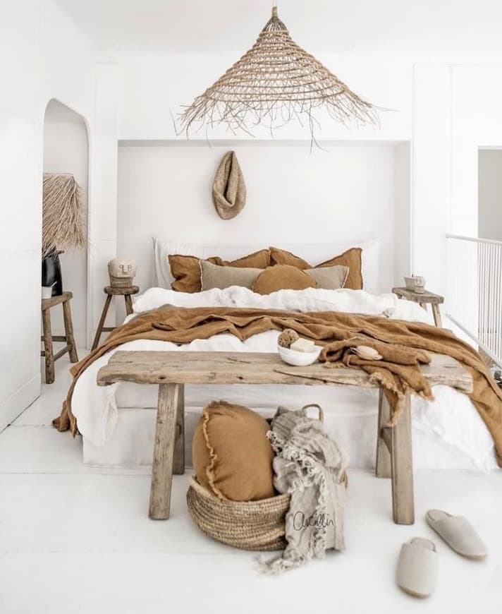 Fashion Minimalist bedroom