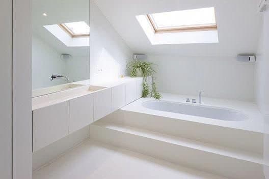 Moda Master bathroom