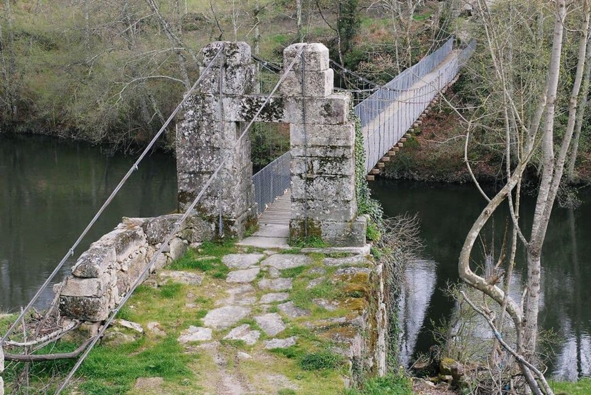 Lugar ribeira de pena