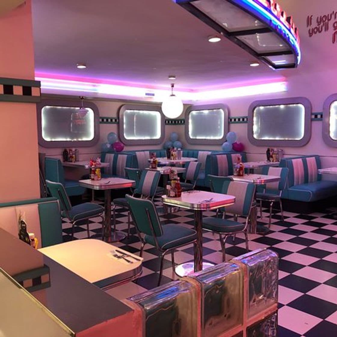 Restaurants Tommy Mel's