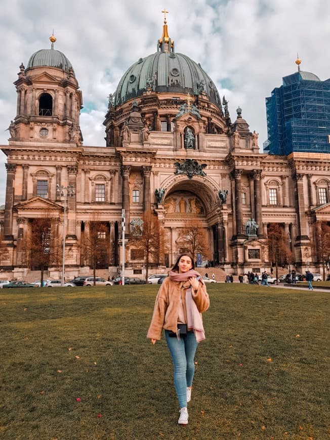 Lugar Catedral de Berlín