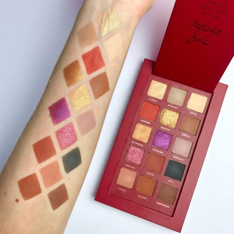 Producto Revolution Pro X Nath Eyeshadow Palette