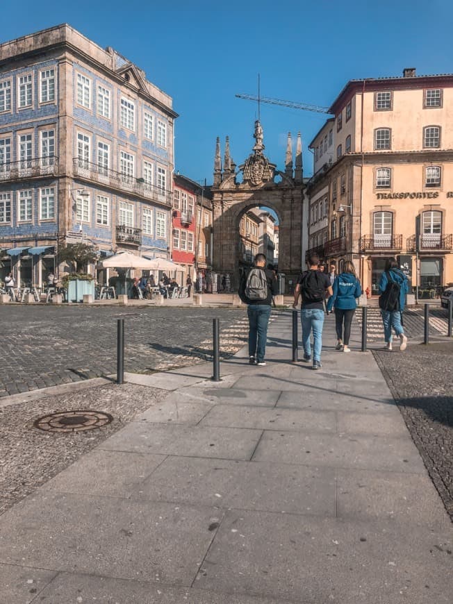 Lugar Arco da Porta Nova