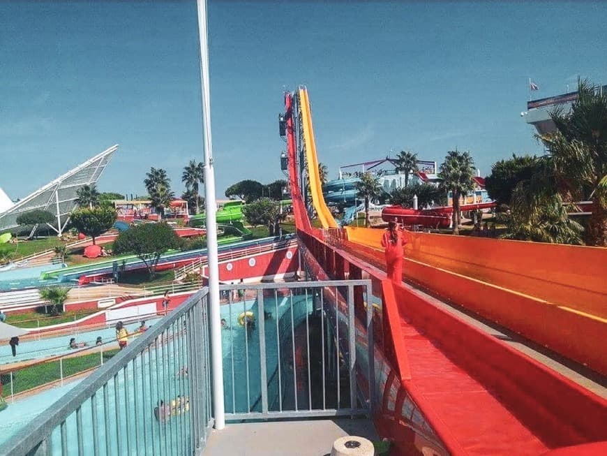 Lugar Aquashow Park - Water Park