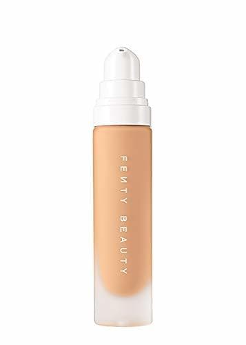 Beauty Base de maquillaje líquida Pro Filt'R de la marca FENTY BEAUTY by