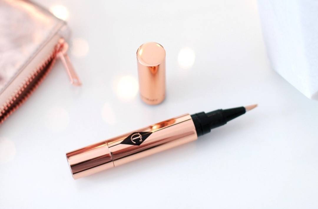 Moda Charlotte Tilbury The Retoucher