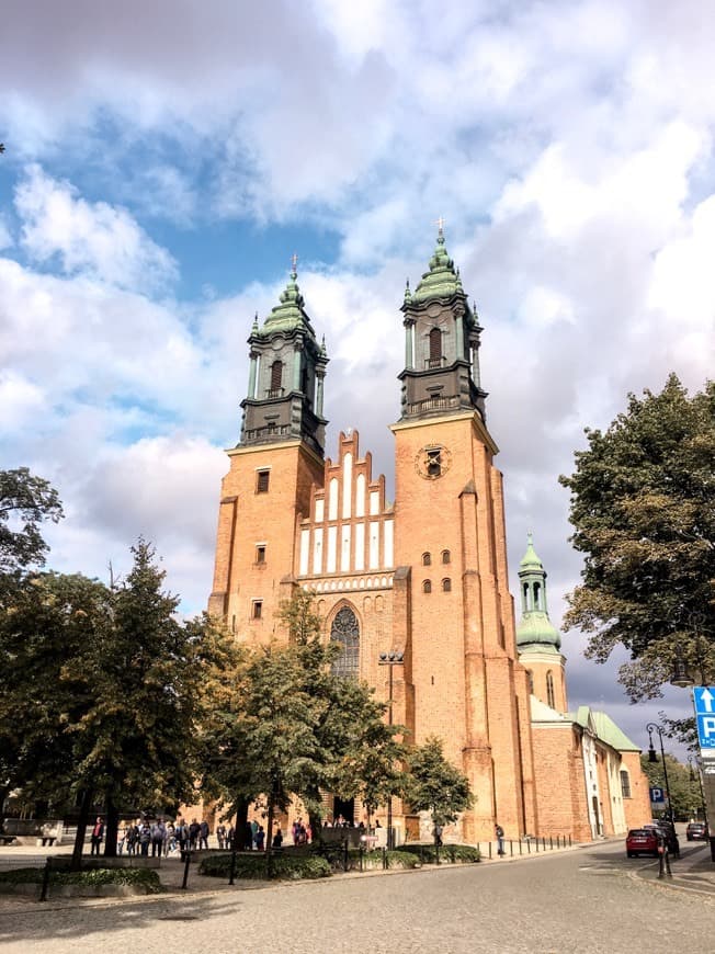 Lugar Catedral y basílica de San Pedro y San Pablo