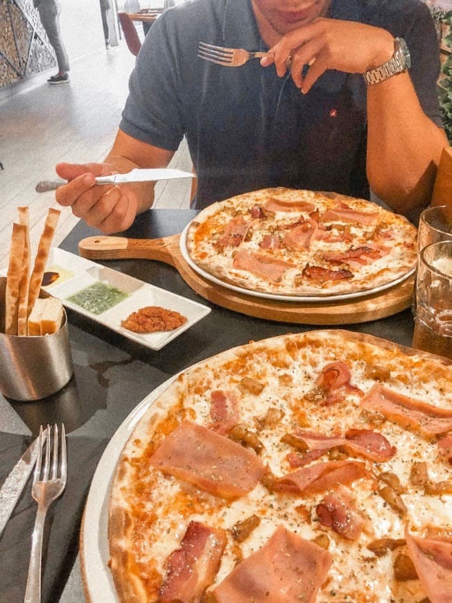 Restaurantes Luzzo Pizzaria