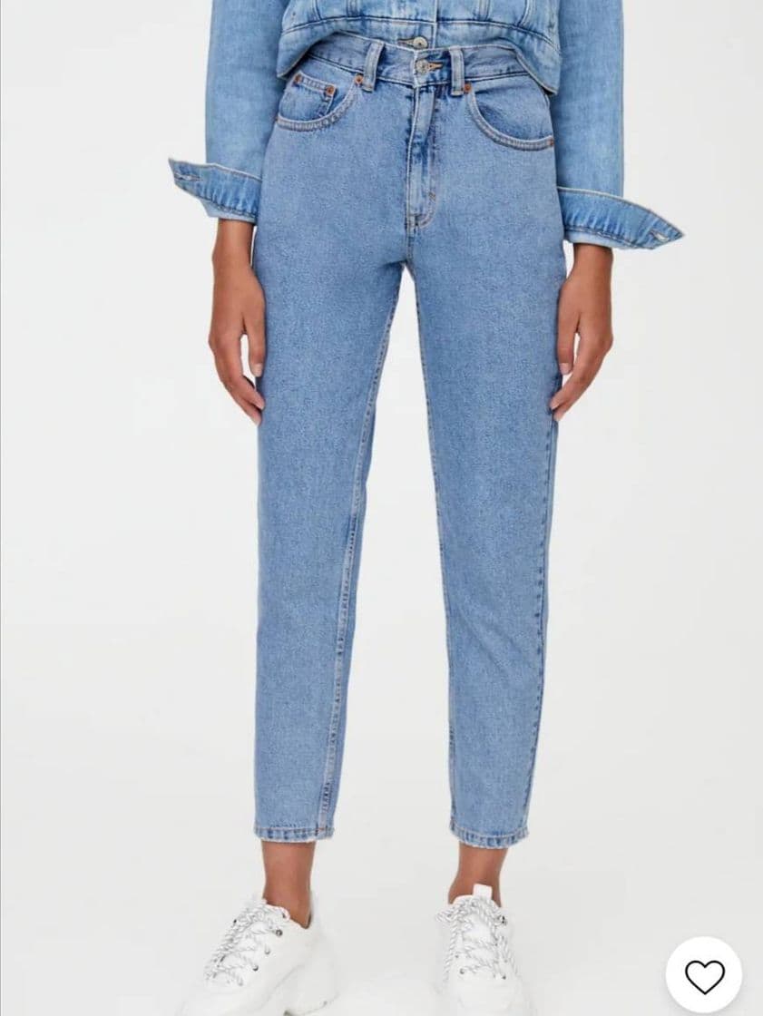 Moda Pull and Bear: Jeans Mom Fit Básicas 