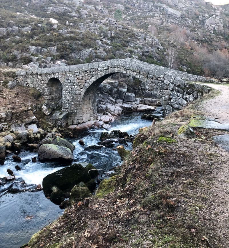 Place Puente de Cavada Velha