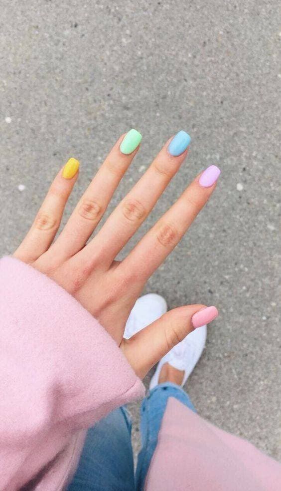 Moda Unhas coloridas 