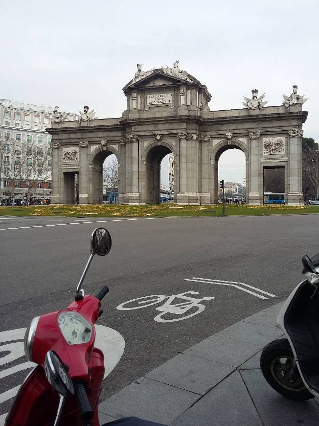 Place Puerta de Alcalá