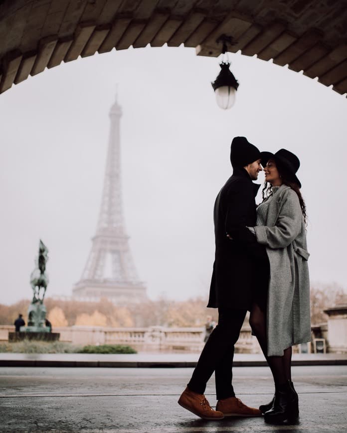 Place Pont de Bir-Hakeim