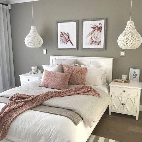 Moda Bedroom decor with rose