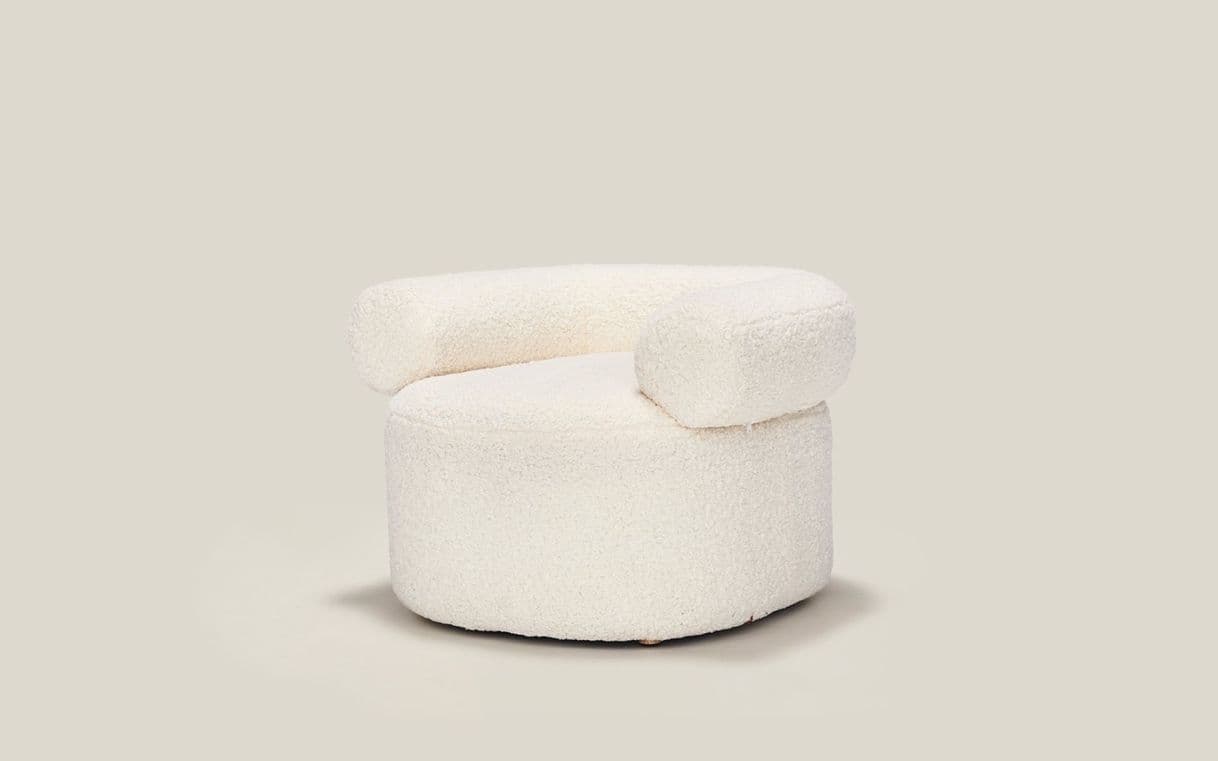 Product HUGGY CHAIR