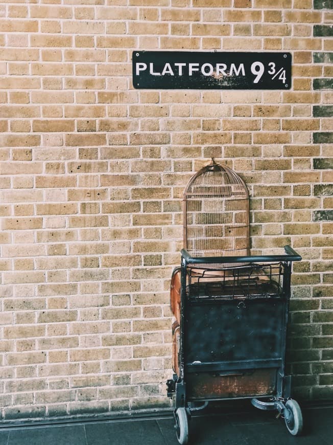 Place The Harry Potter Shop at Platform 9¾