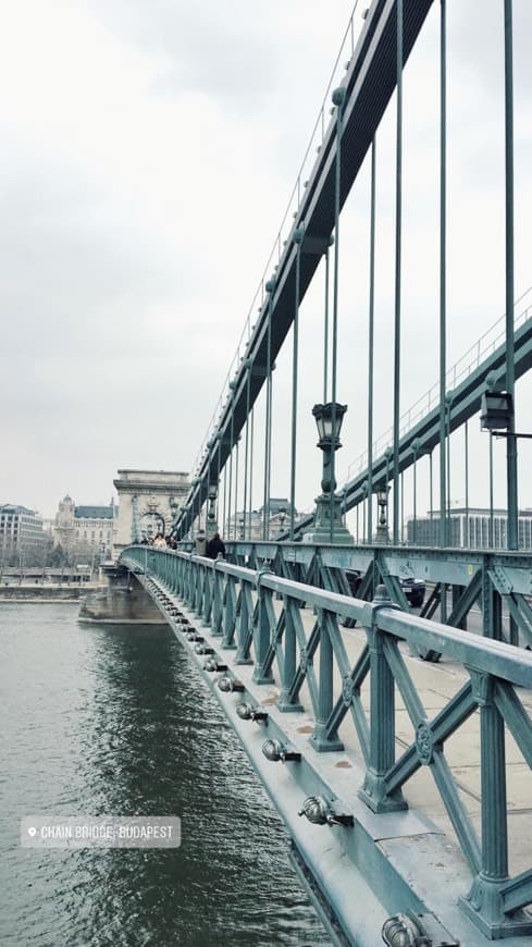 Place Puente de las Cadenas