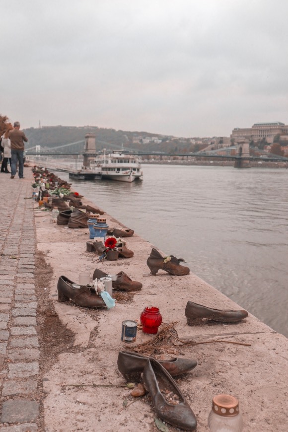 Lugar Shoes on the Danube Bank