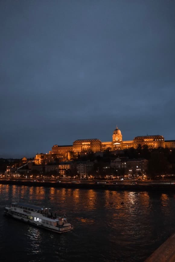 Restaurants Buda Castle