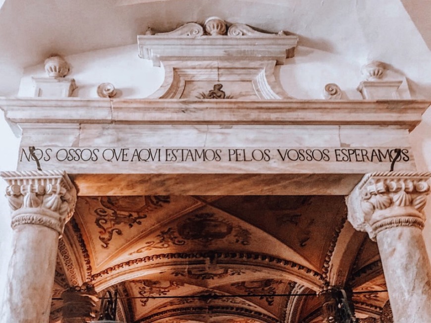 Fashion Capela dos ossos, Évora 🦴 