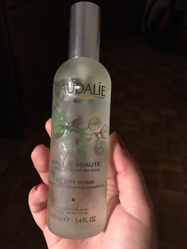 Product água de beleza caudalie 