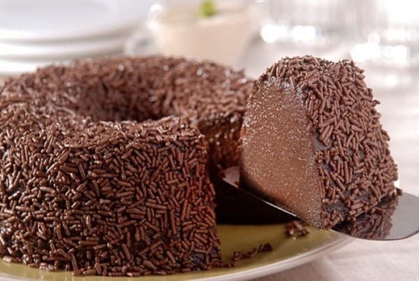 Moda Bolo de Brigadeiro 