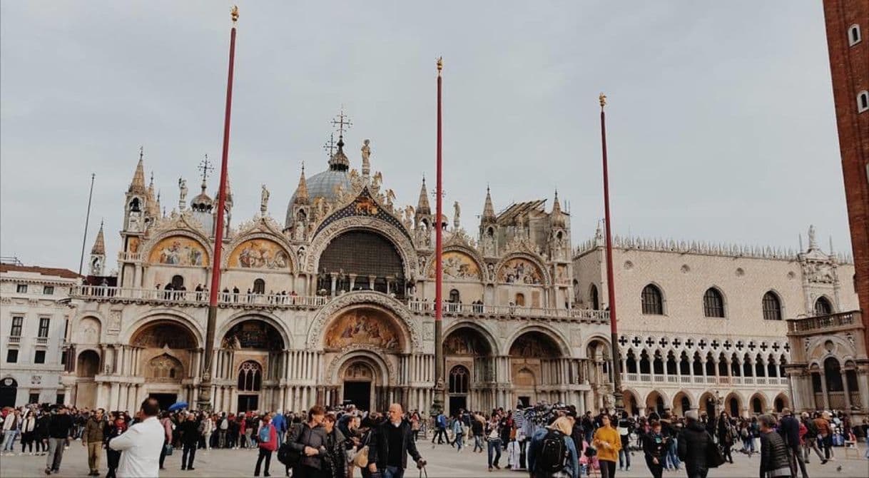 Place Piazza San Marco