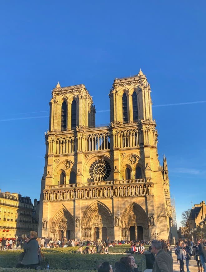 Lugar Notre Dame