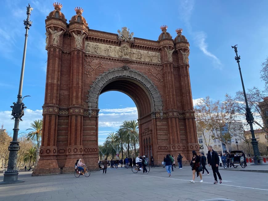 Fashion Arc de Triomf 