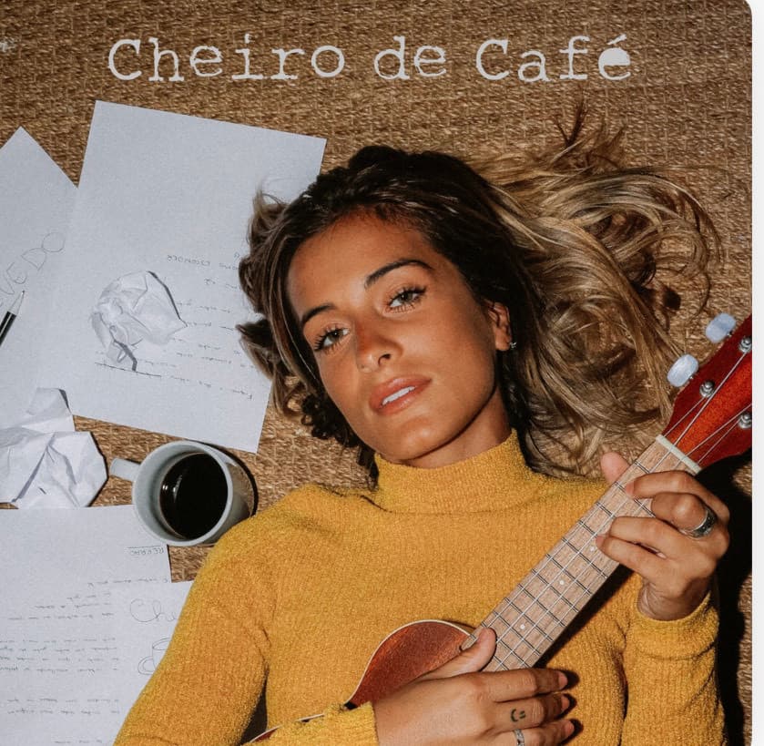 Canción Cheiro de Café - Mari Azevedo