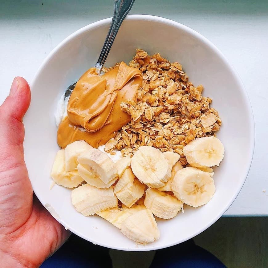 Moda Iogurte com granola e banana 