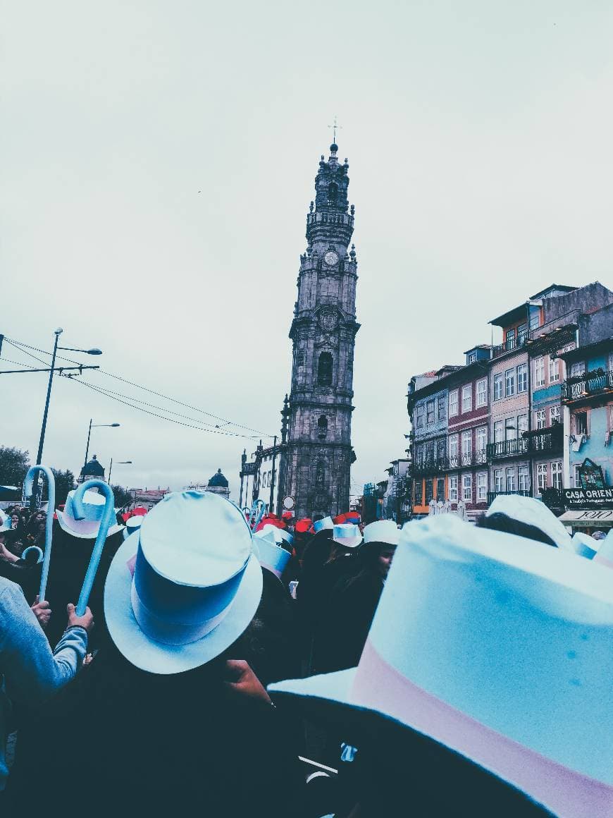 Place Clérigos Tower