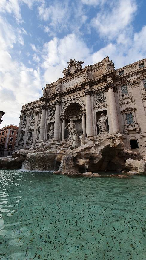 Place Fontana di Trevi