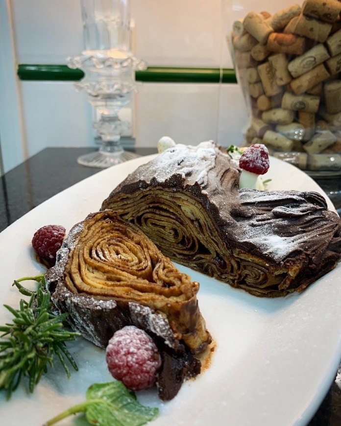 Fashion Christmas log with crepes and Nutella 