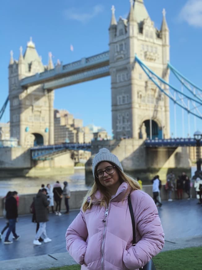 Place Tower Bridge