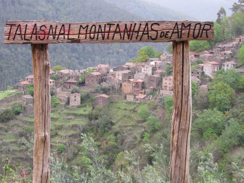 Lugar Talasnal Montanhas de Amor