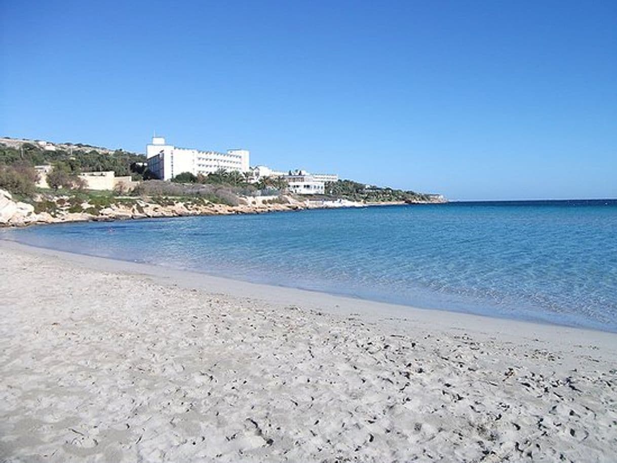 Place Għadira Bay