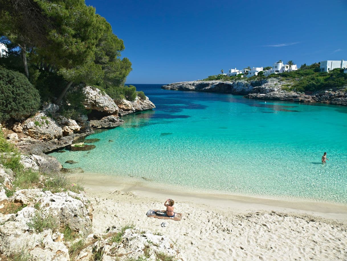 Place Cala Esmeralda Beach