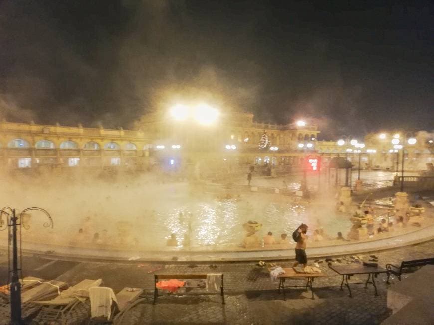 Lugar Széchenyi Thermal Bath