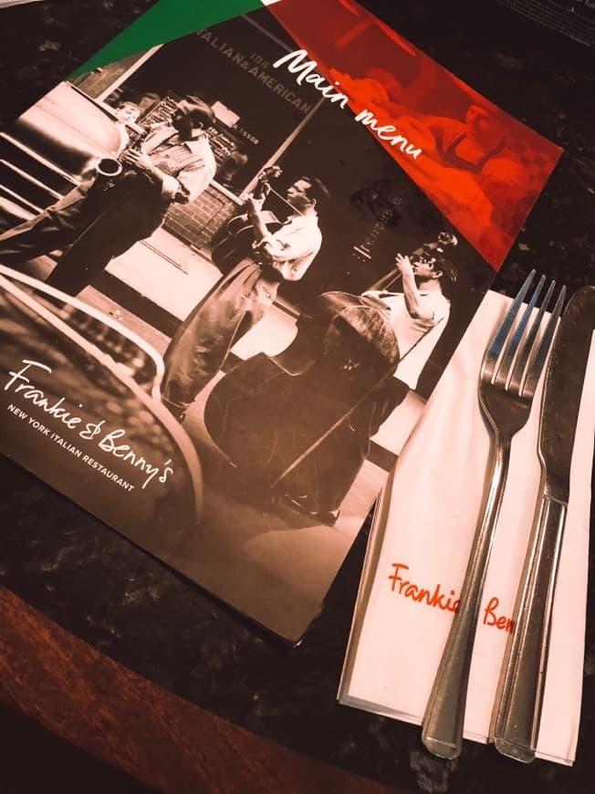 Place Frankie and Benny's