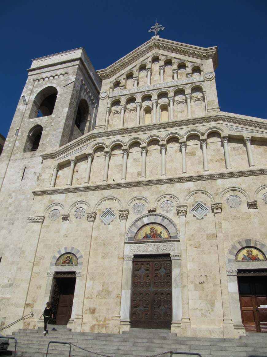 Lugar Cathedral of Saint Mary of the Assumption and Saint Cecilia