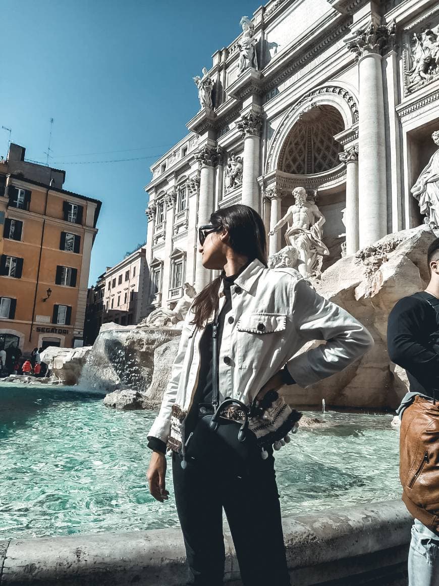 Lugar Fontana di Trevi