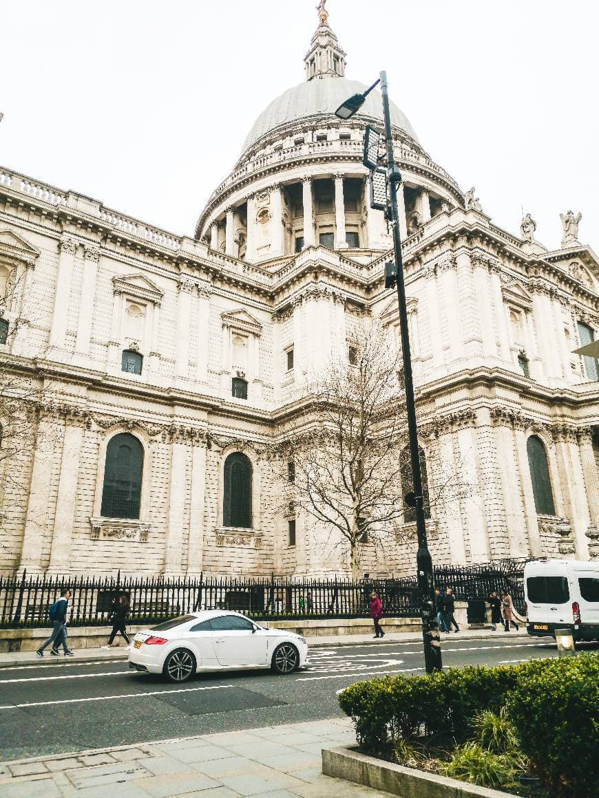 Lugar Catedral de Saint Paul