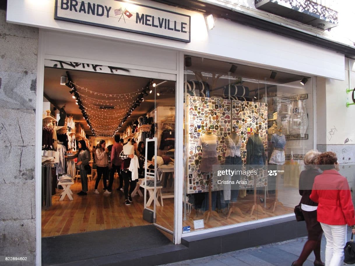 Lugar Brandy Melville