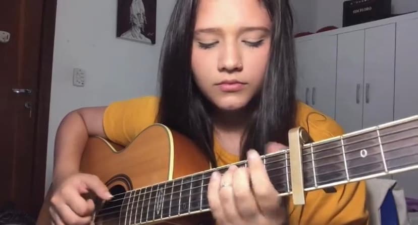 Canción Você não ama ninguém - Bia Marques (cover)