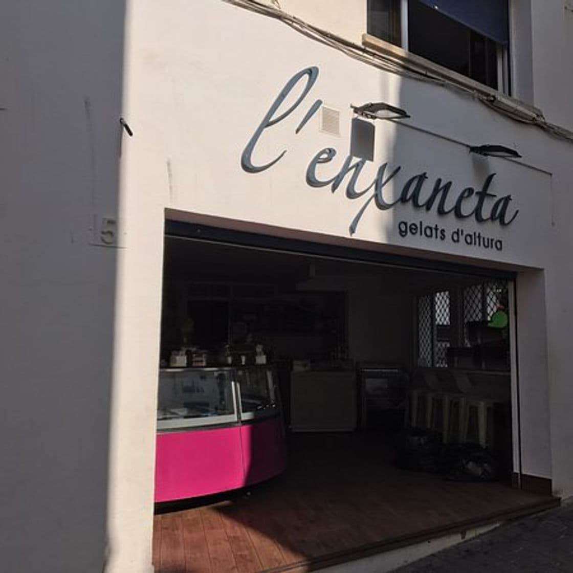 Lugar L'enxaneta Gelats d'altura