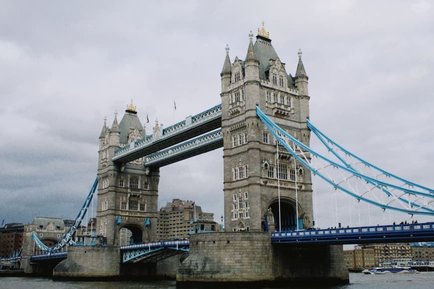 Place Tower Bridge